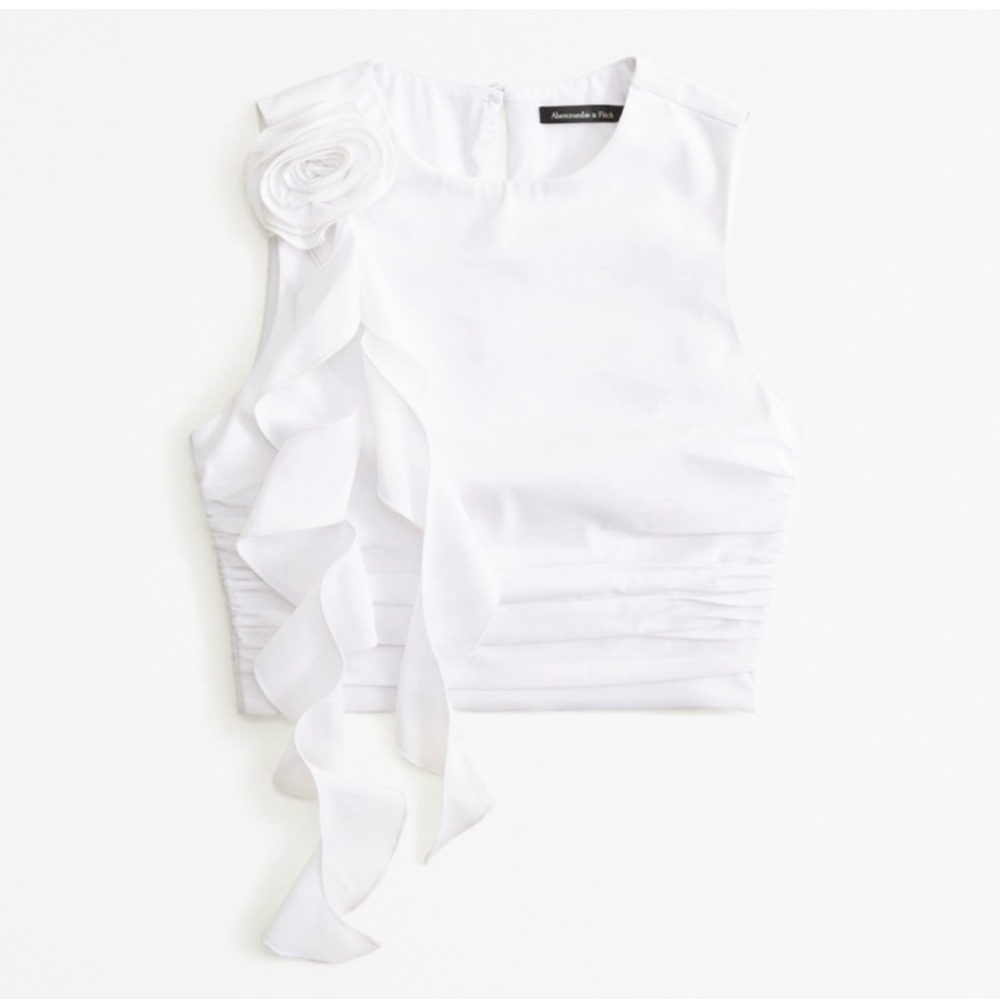 Abercrombie rosette ruffle set top and skort